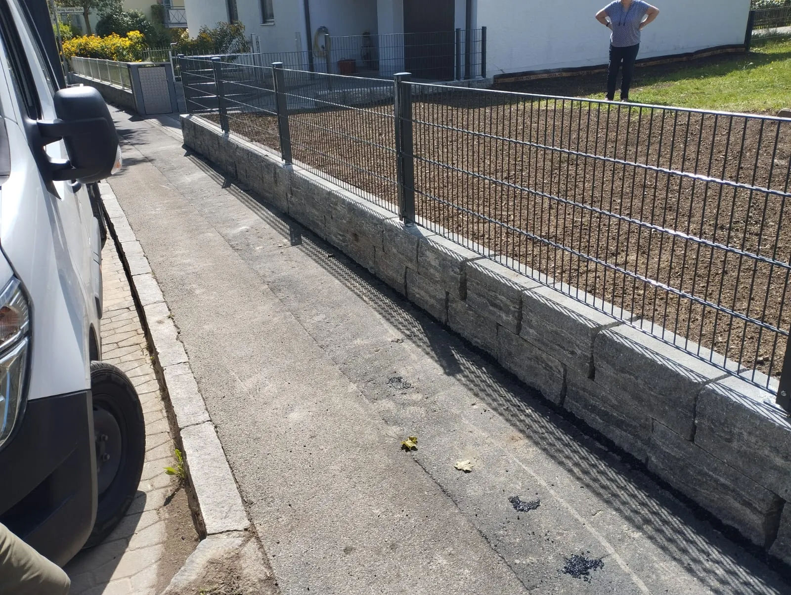 Zaunbau Nachher - Fertiger Sichtschutzzaun